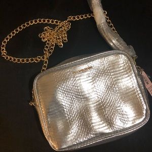 Victoria secret 2016 fashion show cross body